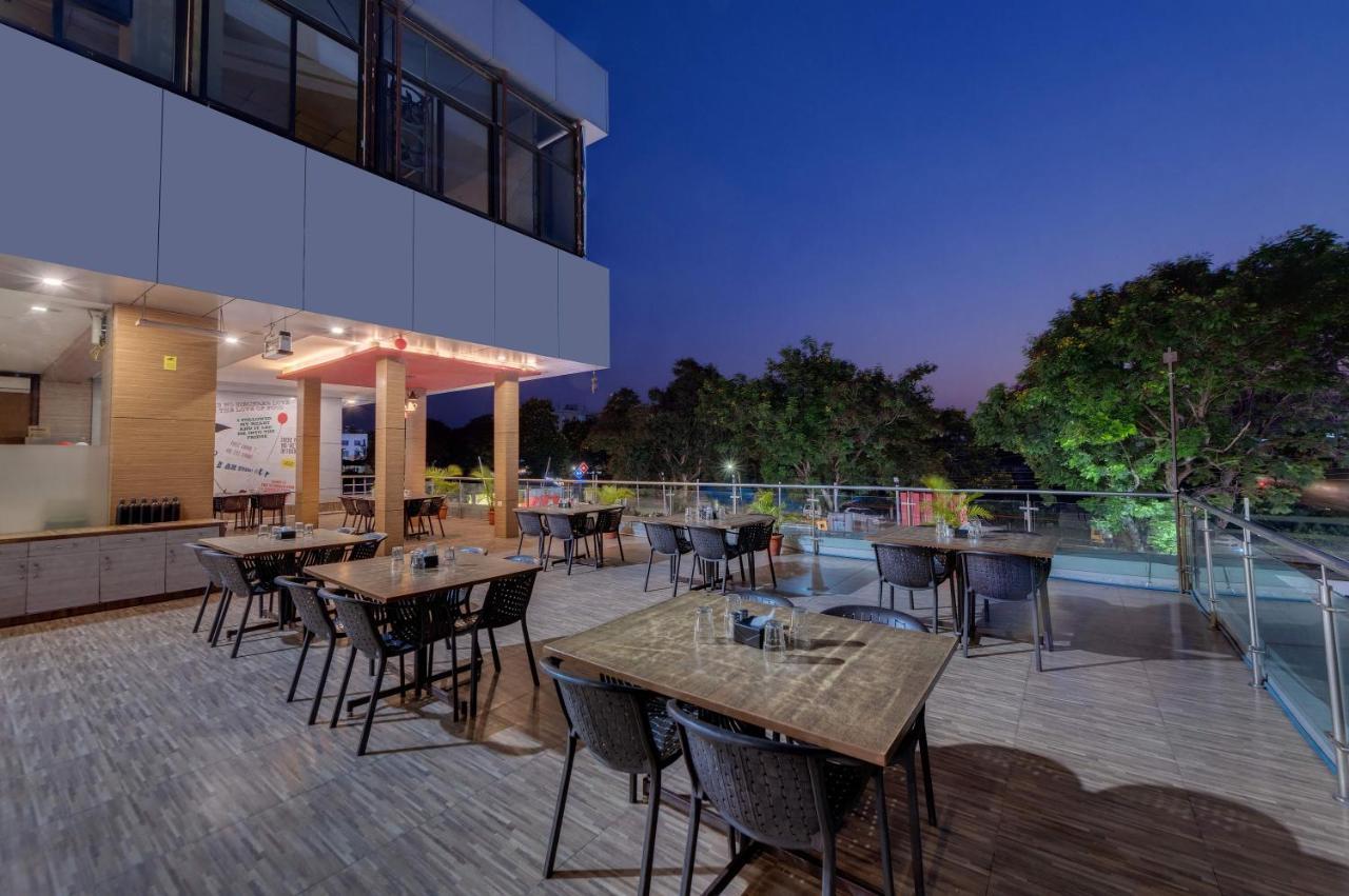 Hotel Grand Fortune Beacon, Ichalkaranji Esterno foto