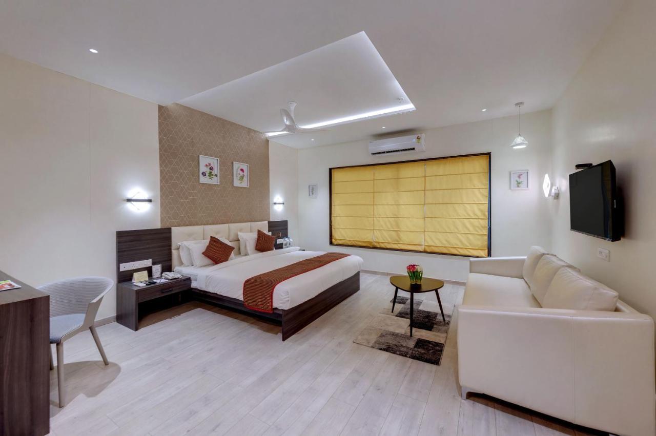 Hotel Grand Fortune Beacon, Ichalkaranji Esterno foto